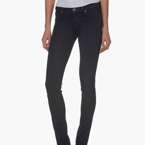 PAIGE Skyline Skinny Jeans. Size 27